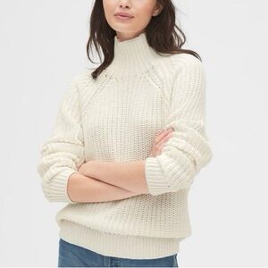 Gap Funnel Neck Knit Sweater - White/Cream (Small)